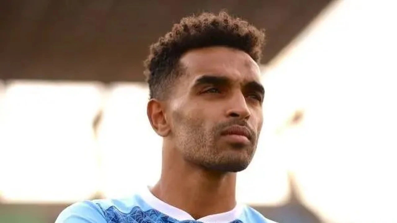 صفقة الصيف.. شوبير يكشف أسباب تعثر انتقال يوسف أوباما إلى الدوري العراقي